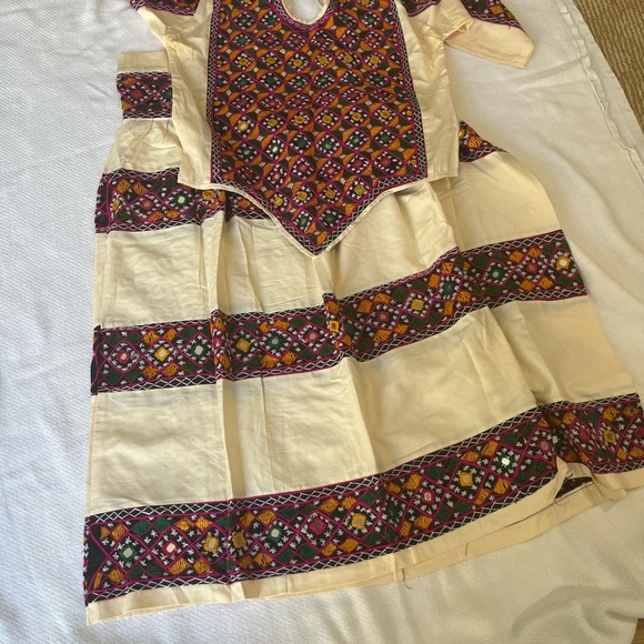 Chaniacholi two or three pieces - Picture 3 of 6